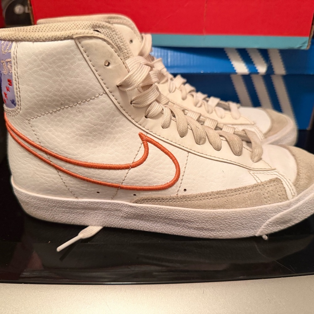 Nike White and Orange High-Top Sneakers size 5y 6.5w